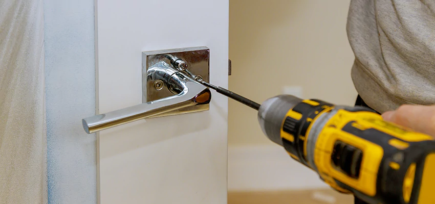 After-hours Locksmith  For Lock Troubleshooting in West Covina, California